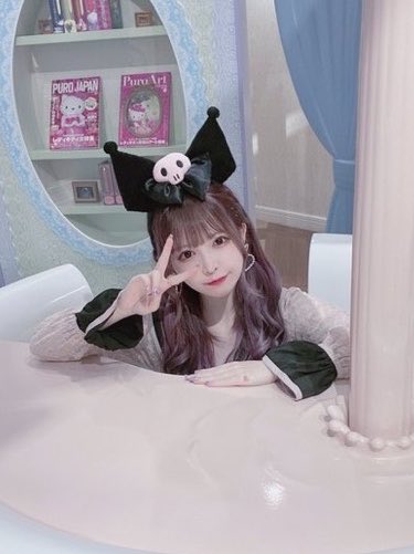 genkai_nyanko's tweet photo. この時期になると5しゃいのこと思いだしちゃうな。メイクでこんなに変わるんだよって希望をくれて、高校生の頃の私は救われた。可愛くて、明るくて、努力家で、誰よりも優しくて、これから先何年経っても私の憧れは5しゃいだよ。ずっと大好きだからね。世界一可愛い笑顔の素敵な私のお姫様。 https://t.co/bOsDXWEvKT