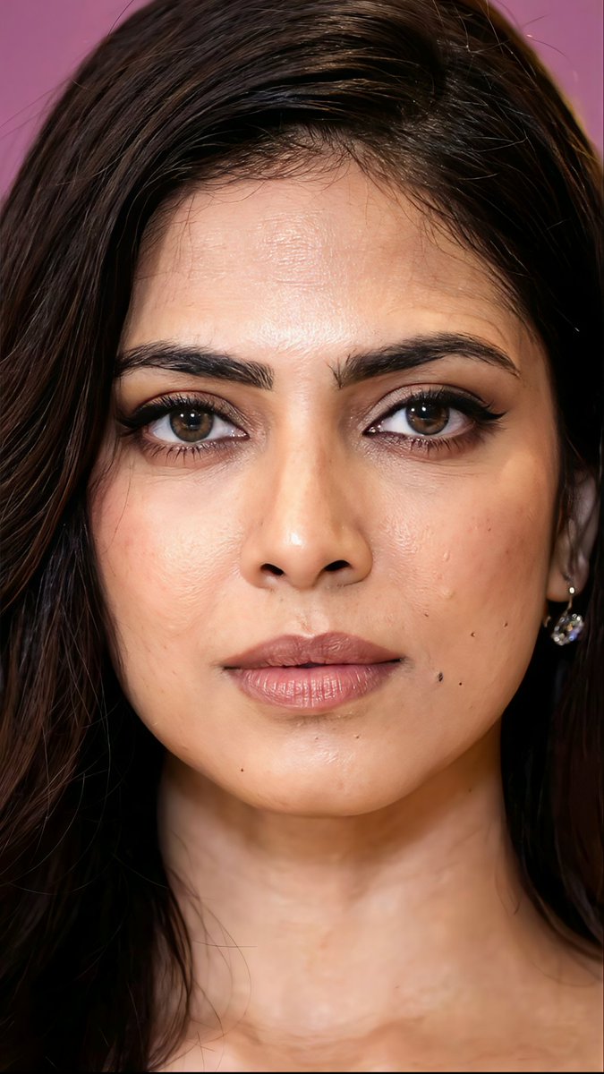 AvantikaHQ's tweet photo. Mallu face cards are undefeated 😍🔥 Is there anything better than this? 👀 https://t.co/NKfvDsVDbN