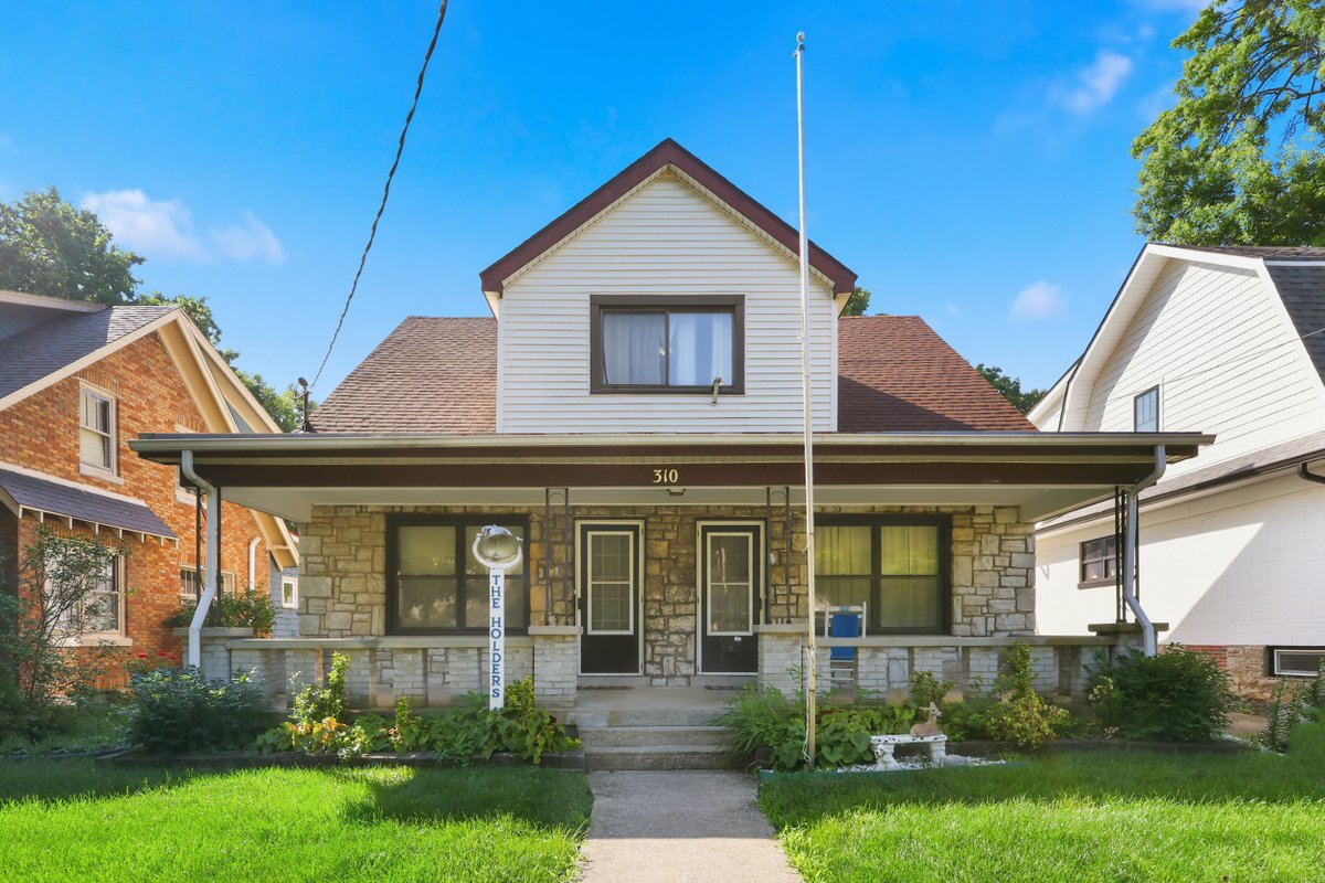 bluegrassSIR's tweet photo. 310 Hanover Court Lexington, Kentucky, 40502
$400,000 #bgsir https://t.co/eWL30INd3k https://t.co/n3M3TgknVL
