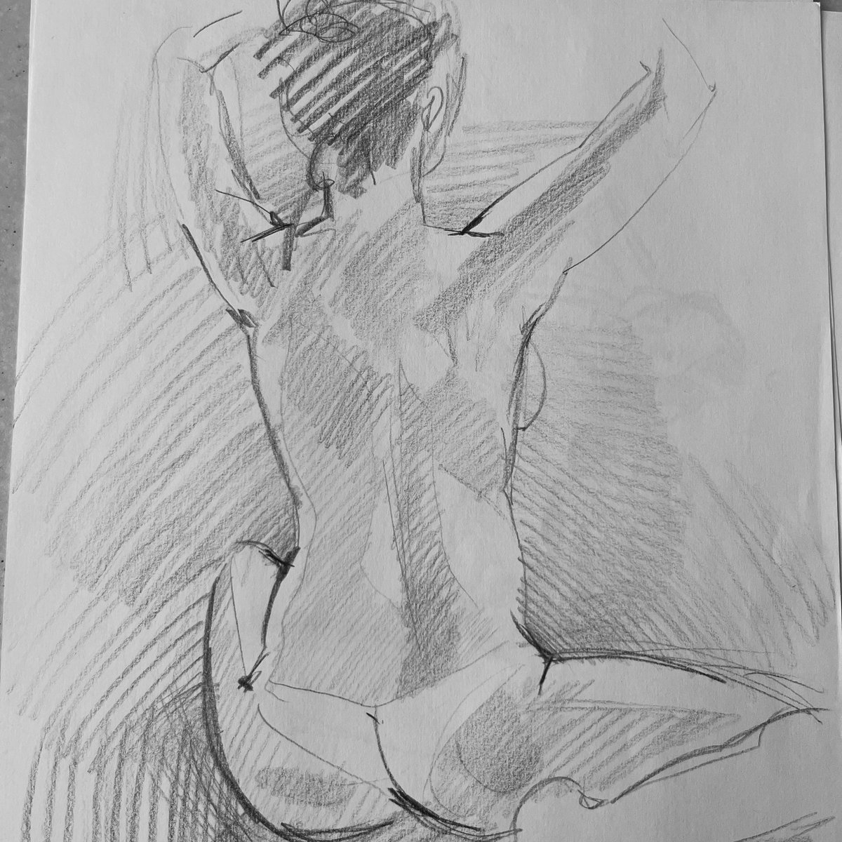 milyamman's tweet photo. #figuredrawing #anatomystudy #drawingstudy #traditionalart #sketchbook #artstudy https://t.co/JhNCiZDTRB