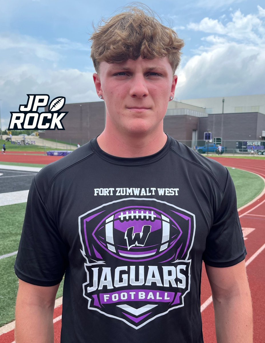 EricLowery08's tweet photo. Had a great time at the FZW 7v7/Lineman Challenge. Won the highest number of reps in the bench competition for my team with 18 reps at 185lbs.
@JPRockMO @CoachAHuls @CoachKThomason @Coach_Davis42 @CoachFoster_ @brettkulka 
@ColeDobbinsSEMO @Coach_NorthFB @coachflyger @carson_picheco @TPenningerFB @CoachBethany @TJenkins_Mck @CoachStrobel
