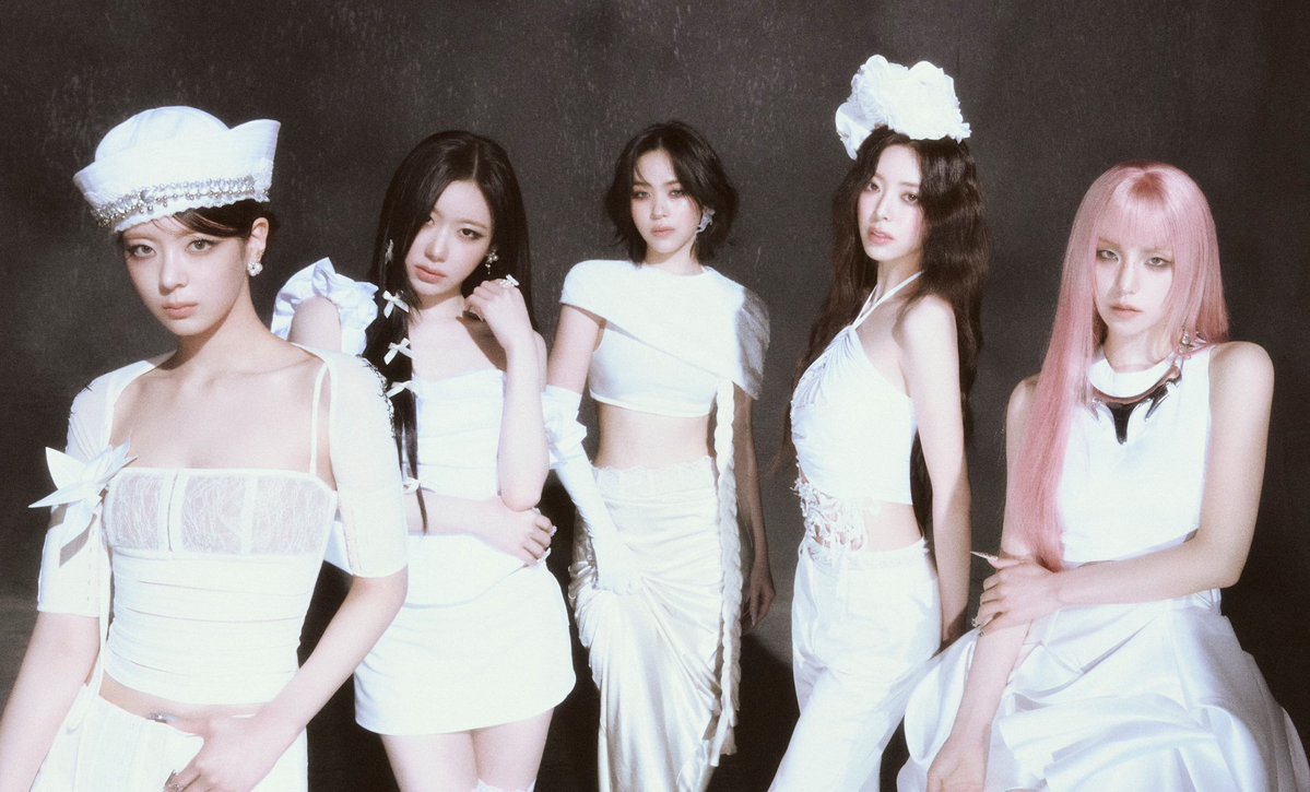 chartsidle's tweet photo. Highest rated K-Pop groups songs of 2026 on IZM (Korea's biggest music critic site):

“Mono” by i-dle (#1)
“Crow” by i-dle (#1) 
“404 (New Era)” by KiiiKiii (#1) 
“Shapeshifter” by Baby DONT Cry (#1) 
“Motto” by ITZY (#1) https://t.co/Wth6247YzC