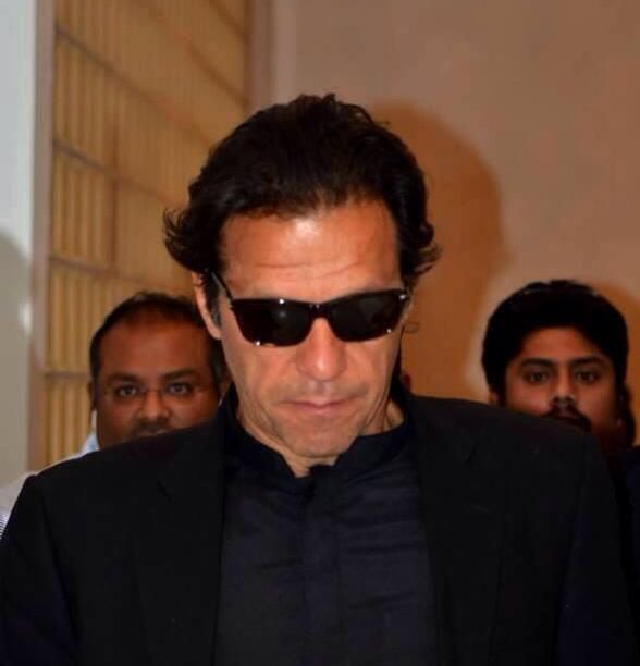iPiansRTs's tweet photo. مزاحمت امید کا نام ہے، حوصلے کا نام ہے، اور انصاف کے مطالبے کا نام ہے۔ عمران خان کی رہائی کے لیے متحد رہیں اور آواز اٹھائیں۔
#مزاحمت_توڑے_گی_ہر_زنجیر https://t.co/nzeRTiTfzG