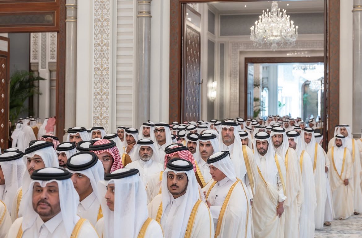 ajerforhamad's tweet photo. هذا الحضور الكبير اختصر سنوات من العطاء والمحبة بين قائد وشعبه
#حمد_بن_خليفة https://t.co/qWgxpoXljN