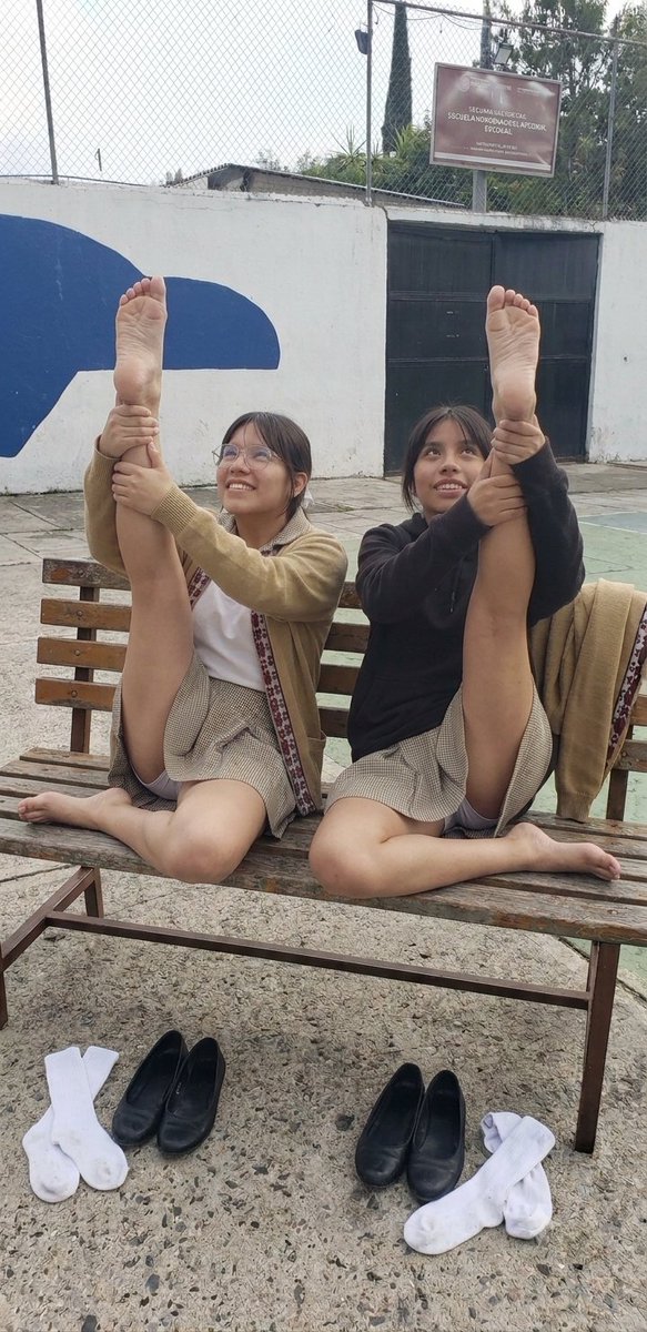 ProIzzi59091's tweet photo. @ashinoura999ai Why you don’t try whit real schoolgirls https://t.co/JsOl84NuMM