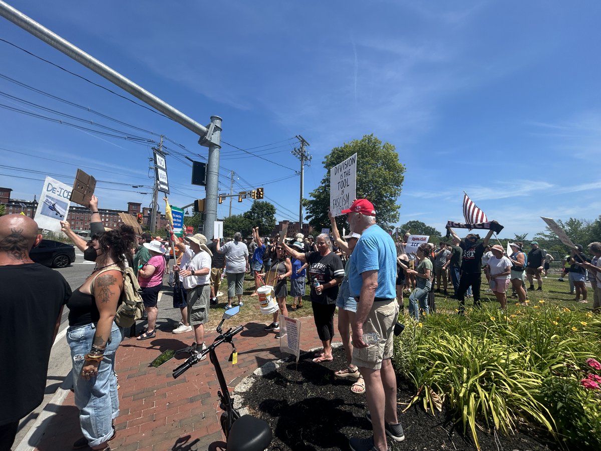 WGME's tweet photo. #DEVELOPING:  An emergency rally is underway following the apparent deadly ICE-involved shooting in Biddeford.

DETAILS: https://t.co/0r4yLML2Ac https://t.co/YhC1Ofy5fA