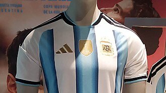 inter_miami_'s tweet photo. The ARGENTINA soccer team has used kit from many companies
St. Margaret 1901–1924
Gath &amp; Chaves 1925–1934
Industria Lanús 1958–1963
Noceto Sports 1964–1965
Sportlandia 1966
Industria Lanús 1967–1973
Adidas 1974–present
Le Coq Sportif 1980–1989
Adidas 1990–1998 https://t.co/QmU9fvJb4O