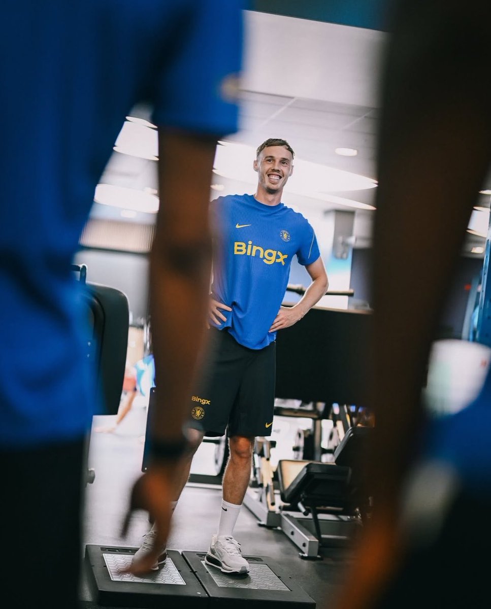 Blue_Footy's tweet photo. Xabi Alonso on Cole Palmer:

🗣 "He wants to be fit. He wants to forget the setbacks to injuries he had to cope with last year. He’s special and if he’s enjoying it, in a good mood, a good spirit, he can be a key player for us. It’s so far, so good." https://t.co/76xMMKKb3R