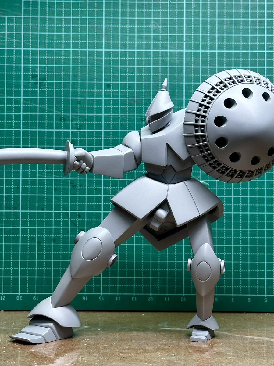 ToMoS_Qkit's tweet photo. 1/100ギャン進捗

サフェーサーを吹きました♪
いちばん形状がわかる状態なので色々なアングルで画像貼ります♡

#ガンプラ
#旧キット https://t.co/8FH0xSKd0C