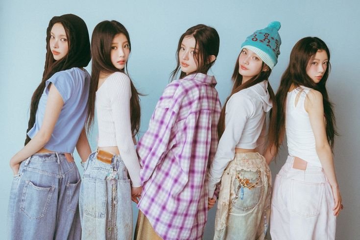 ILLIT_Chart's tweet photo. Most streamed girl groups on YouTube Music Japan in 2026 so far:

#1 TWICE — 116M
#2 @ILLIT_official — 115M ⭐
#3 IVE — 96.6M
#4 LE SSERAFIM — 88.4M

#ILLIT #아일릿 https://t.co/TiIHRziOee
