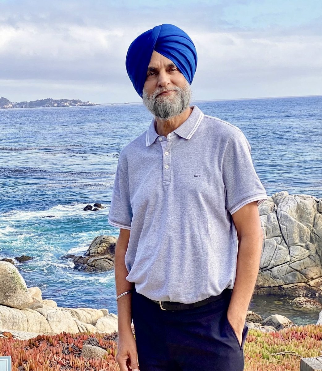 asbasra's tweet photo. ਨੀਲੇ ਆਸਮਾਨ ਦੀ ਵਿਸਾਲਤਾ ਅਤੇ ਅਥਾਹ ਸਮੁੰਦਰ ਦੀ ਡੂੰਘਾਈ ਵਿੱਚ,
ਮੈਂ ਸਿਰਫ਼ ਇੱਕ ਯਾਤਰੀ ਹਾਂ—
ਕੁਦਰਤ ਦੇ ਬੇਅੰਤ ਗਿਆਨ ਅੱਗੇ ਨਿਮਰ ਹੋ ਕੇ।

Beneath the boundless sky and before the fathomless sea,
I am but a traveler—
humbled by the infinite wisdom of nature. https://t.co/ZMWzwZVaY7