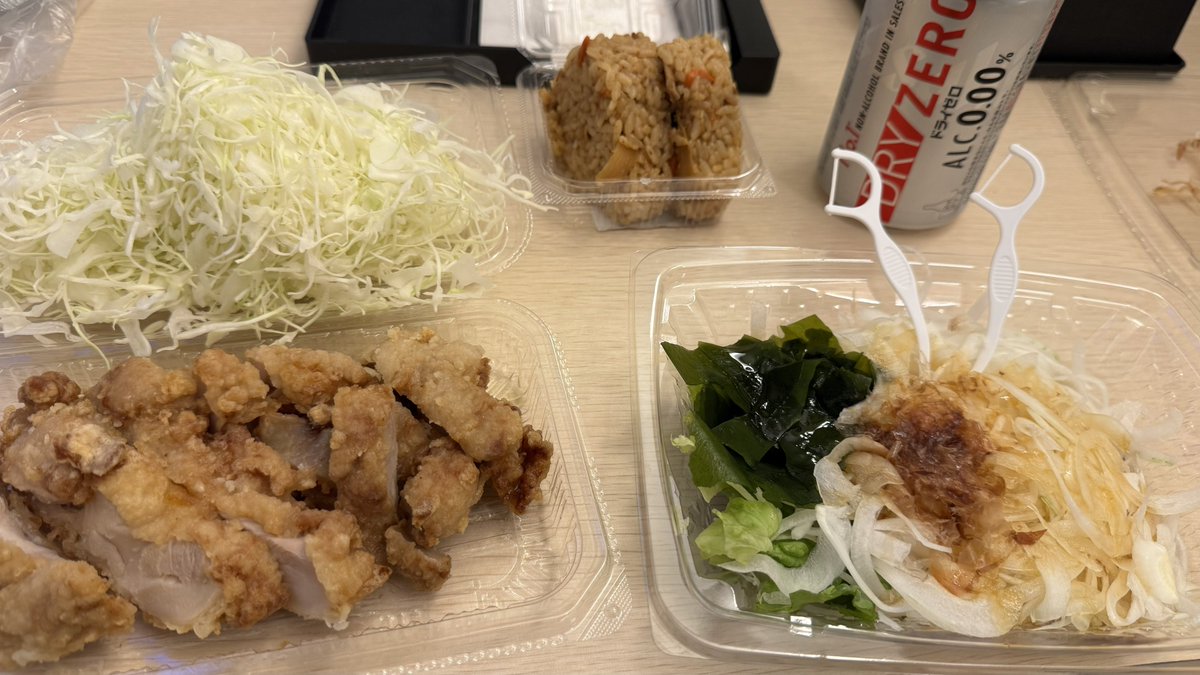 inudoufu's tweet photo. 約2週間の山梨現場色々ありましたが出張無事やり

吉田うどん以外は外食しない、酒は飲まないパーフェクト生活をしたら
金を使わないという事を学んだ

金が無いのは酒飲んでたせいなのかーーー
気づかなかったーーー https://t.co/hF837FYuLR