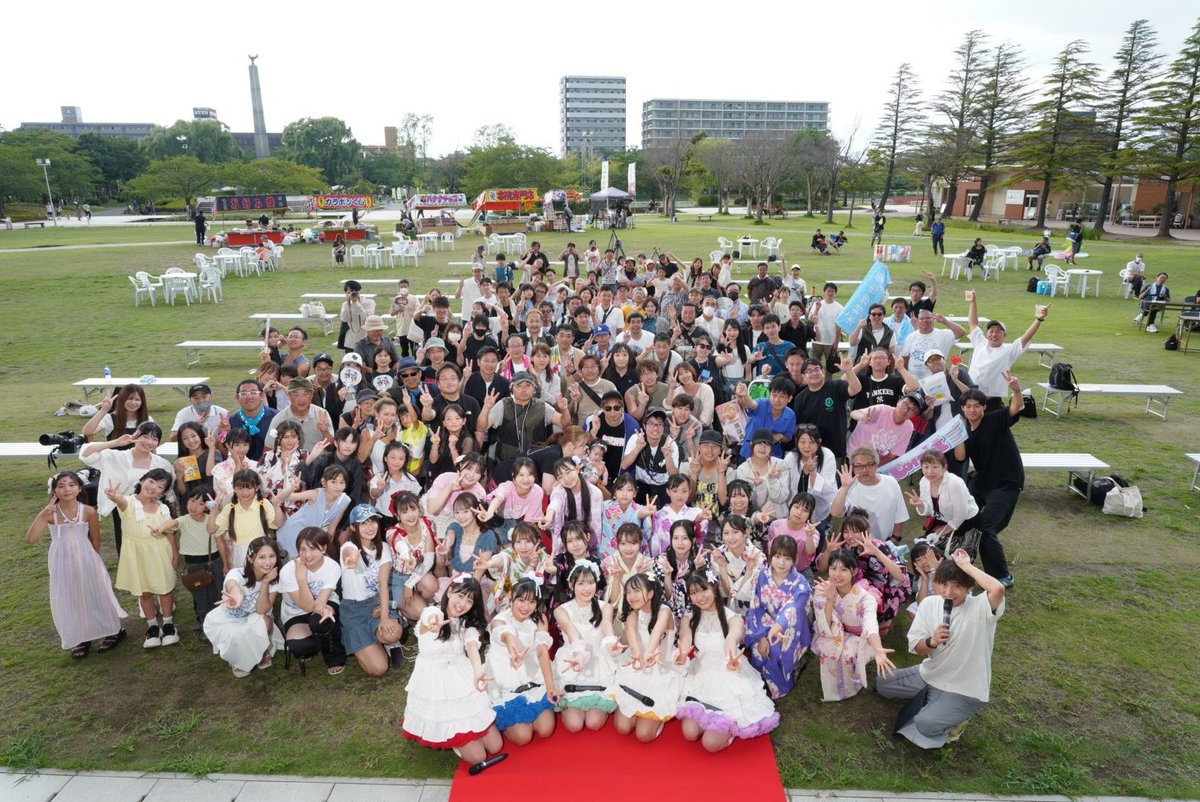 f_bb_2015's tweet photo. 📢 『ふくびの夏まつり2026』
クラウドファンディングスタート！

昨年1,500名を超えるみなさまにご来場いただき、大成功となった「ふくびの夏まつり」☀️
今年も開催を決定しましたが、イベント実現には皆さまの応援が不可欠です。

100名を超えるふくびモデル・ダンサーたちが輝ける場所を今年も守り続けたい…
そんな想いで、クラウドファンディングに挑戦します。

今回のリターンには
「推しモデルにステージ出演をプレゼントできる権利」 をご用意しました✨

「もっと活躍する姿を見たい」
「推しをステージに立たせてあげたい」
そんな想いを形にできる特別なリターンです🎁

そのほかにも
💌 推しからのメッセージ動画
📸 記念撮影
🛍️ ふくびイベントで使える商品券
など、ここだけの限定特典を多数ご用意しました！

ふくびの未来、そしてモデルたちの夢を一緒に応援してください🙇✨

ご支援はこちらから⬇️
https://t.co/mjE7RUCOUT

#福島美少女図鑑 #ふくびの夏まつり #クラウドファンディング #福島 #推し活 #アイドル #モデル #地域応援
