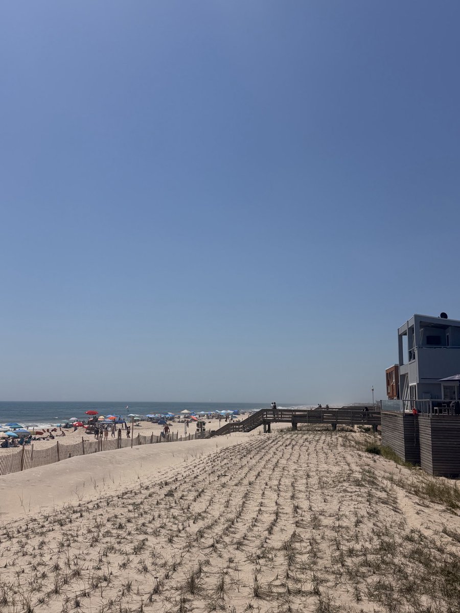 CentralBank2042's tweet photo. Ocean Beach Fire Island https://t.co/6B4vwS9d9j