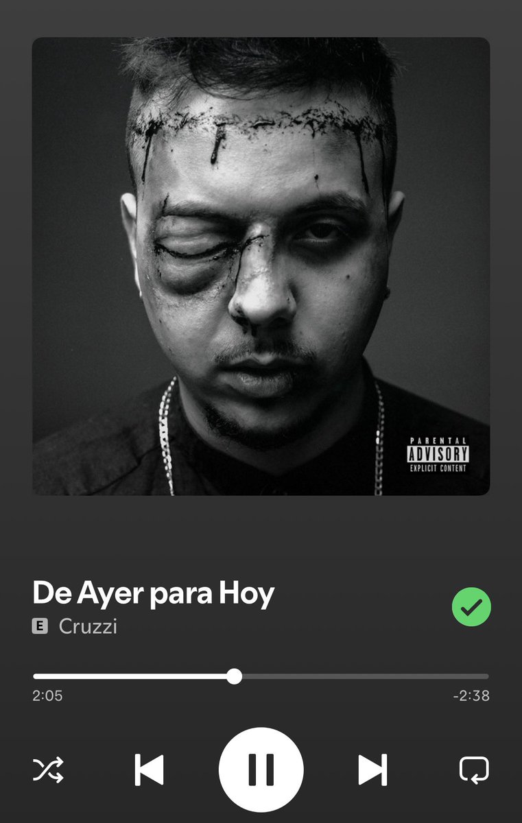 JuanPanizo's tweet photo. Felicidades a la persona que me salvó la vida, nunca podré olvidarme de ti, espero que seas libre y feliz como mereces, ojalá pudieras verme, estarías orgullosa, te lo aseguro… Como yo siempre lo estuve de ti, te quiero antes, ahora y siempre lo haré, como el primer día. 🧡 https://t.co/AGTfa8rbzu