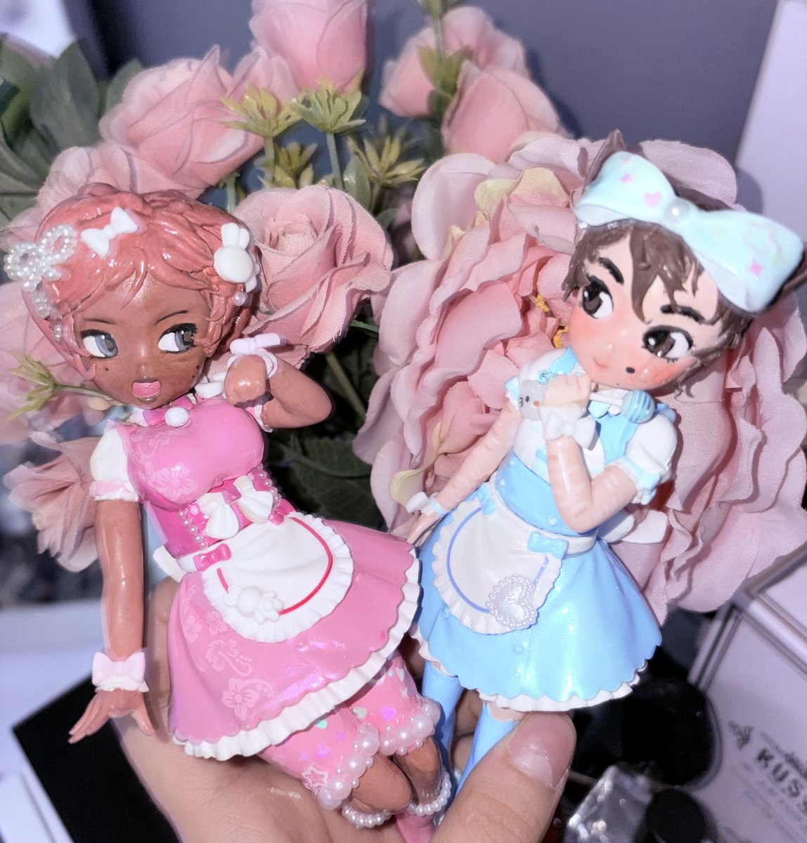 nicobaby___'s tweet photo. bunny and kitty for lohe 🩷🐰🐈‍⬛ https://t.co/doumQ4zLpD