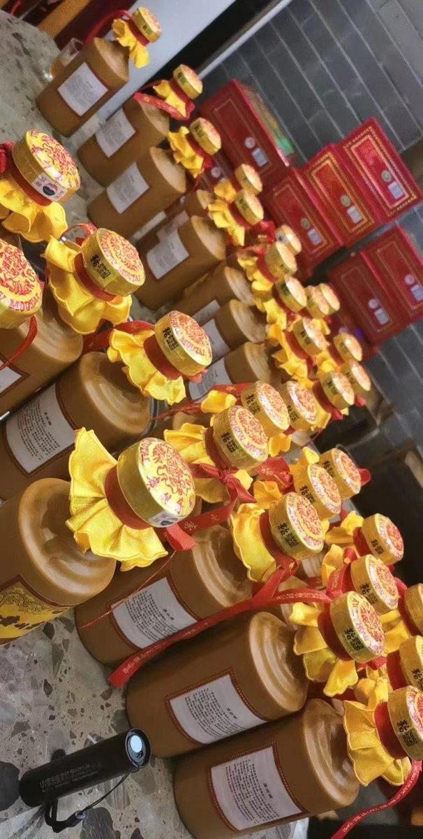 pp7777799's tweet photo. #茅台 #生肖 #白酒 #洋酒 #五粮液 #汾酒 #习酒 #水井坊 #剑南春 #酒文化 #2026年 #红花郎 #国窖 #飞天茅台 #公斤茅台 #12生肖 #外围 #趋势 #海外  #二手 茅台五粮液各种名酒一手批发，全国物流 微信kyss89 ✈️飞机fy9595 保质量。口感一比一。支持货到付款。全网最低价，、。 https://t.co/mIQYUwpSJV