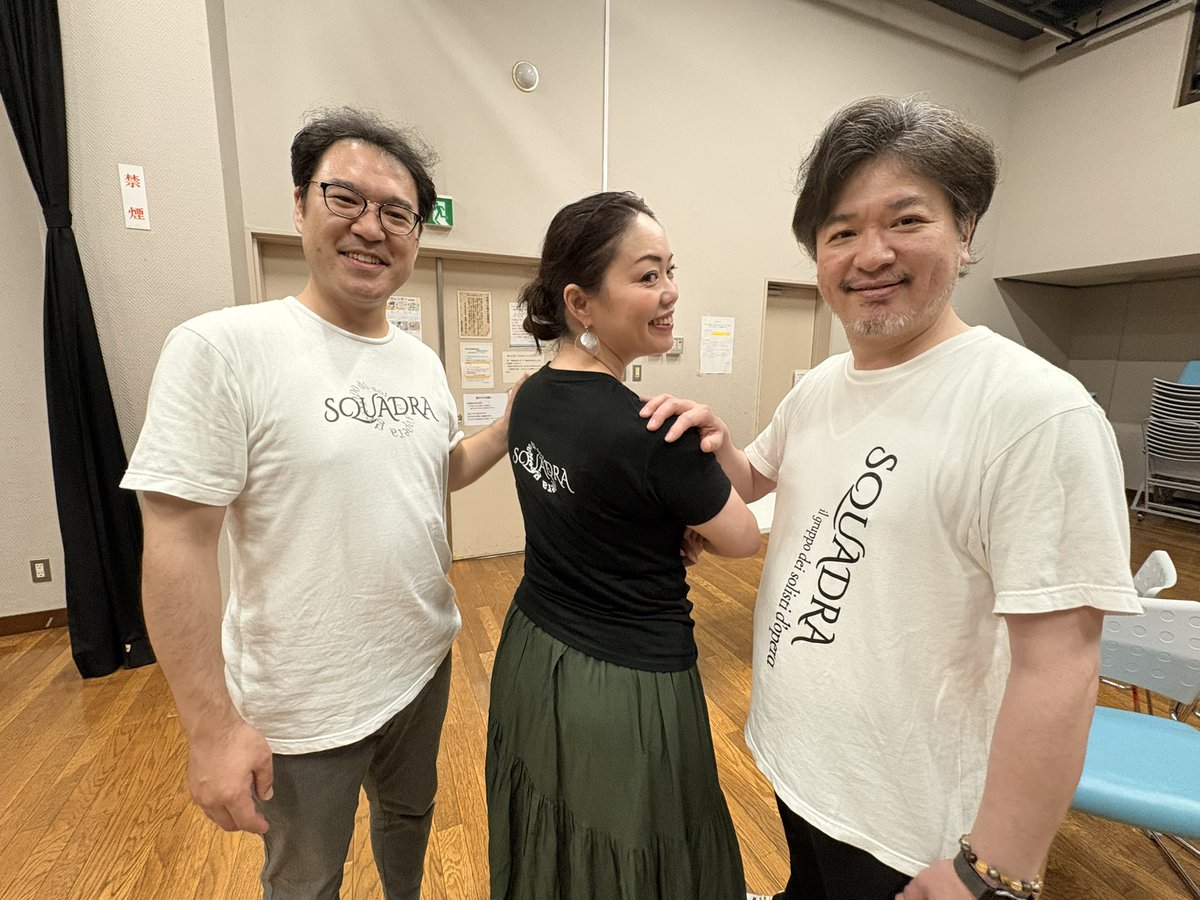 squadraopera's tweet photo. チームワーク抜群です✨
#文屋小百合
#岸浪愛学
#山本竜介 
#IlTabarro
#外套
#プッチーニ
#オペラ
#スクアードラTシャツ https://t.co/LkA8TV854E