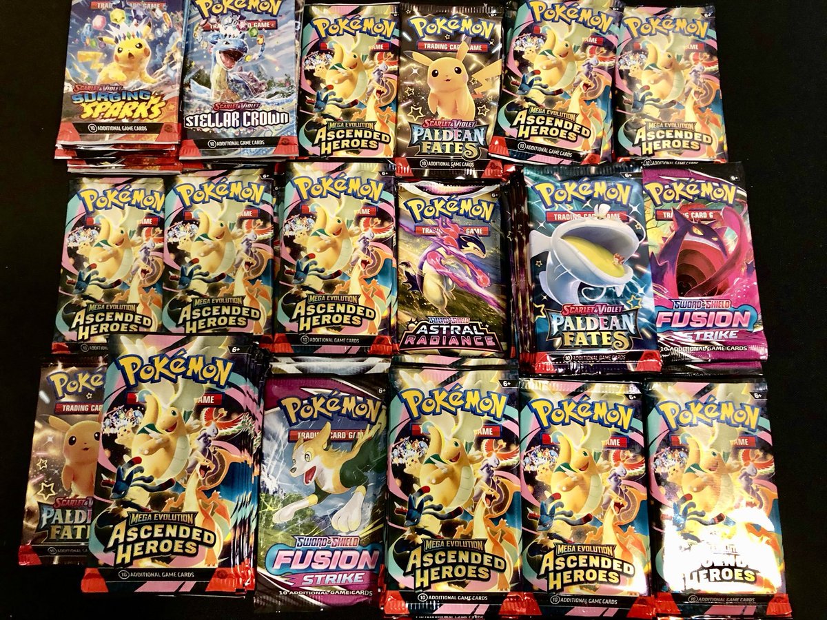 collectdotrip's tweet photo. Small rip session's this week as we gear up for another product launch. All of this is getting ripped in an hour and a half!

Stream Packs
Digital Instant Packs
????

The trifecta of digital collecting coming to our site soon. All held in the digital binder physically backed! https://t.co/XnqLhjVBAj