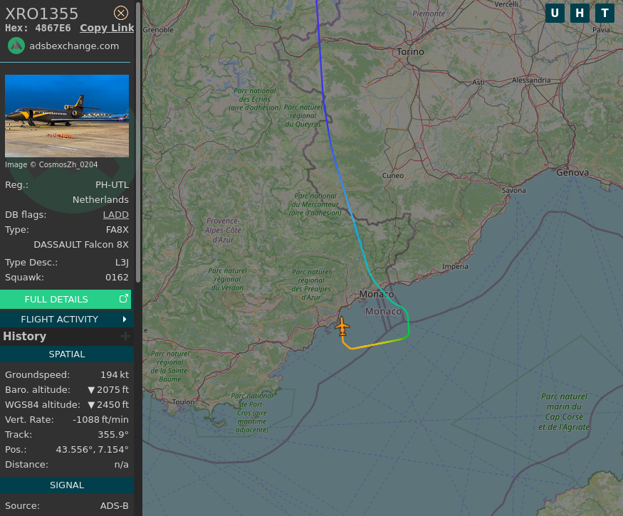 ふうせんページ Verstappen's 8X jet just touched ground! 🛬France