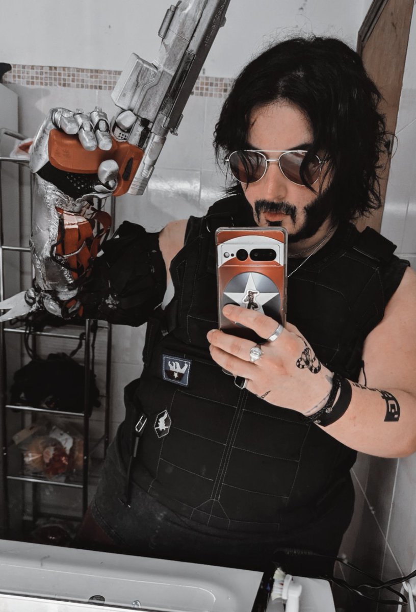 johnny silverhand tweet media