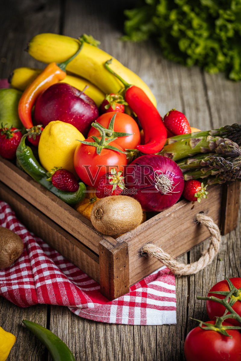 piesdescalzos50's tweet photo. Crisp seasonal corn + sweet cherry tomatoes in stock today! Grab fresh produce for your weeknight meals—local, affordable, ready to take home!， https://t.co/3dTAsu5p6k