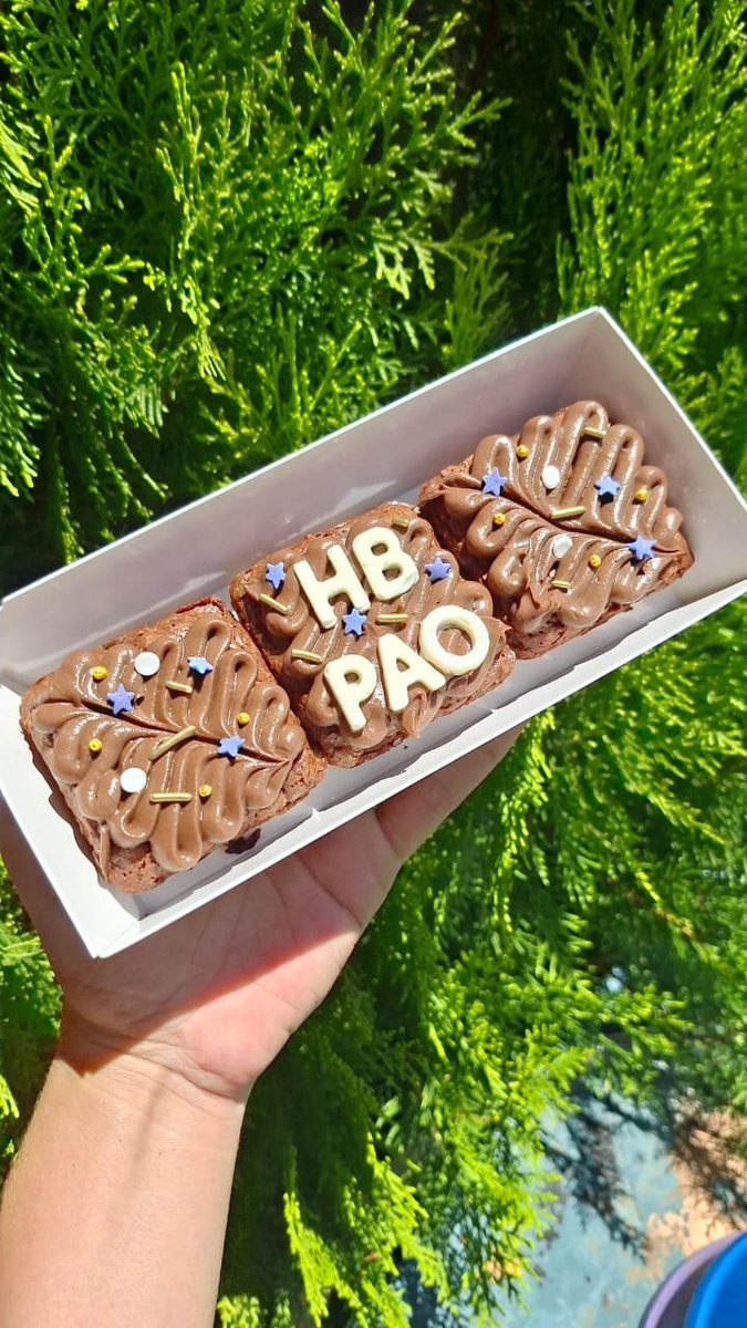 Ivanna_Rangels's tweet photo. Hello hello, gente de Puerto Ordaz/Ciudad Guayana brownies bajo pedido totalmente personalizados.
Para pedidos Whats app: https://t.co/iW5ntfxZE5
Contamos con delivery y pick up. https://t.co/Dd71hyu6qU