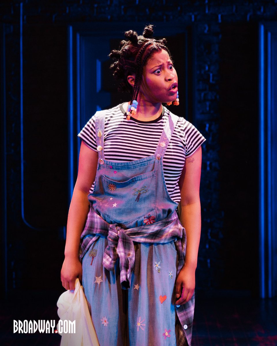 broadwaycom's tweet photo. THE WHOOPI MONOLOGUES opens tonight off-Broadway starring Kerry Washington, Kara Young, Dominique Fishback, Kecia Lewis and Danielle Pinnock.

See the Whoopi Goldberg’s monologues back to the New York Stage: https://t.co/qO4Fkp04PB

📸: Angela Marie Orellana

#offbroadway https://t.co/9DQt93lEL6
