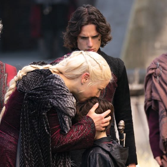 Queen Rhaenyra Targaryen tweet media