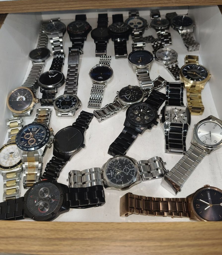 tradewithola's tweet photo. a bro must own all these https://t.co/LmpypbQvJ2