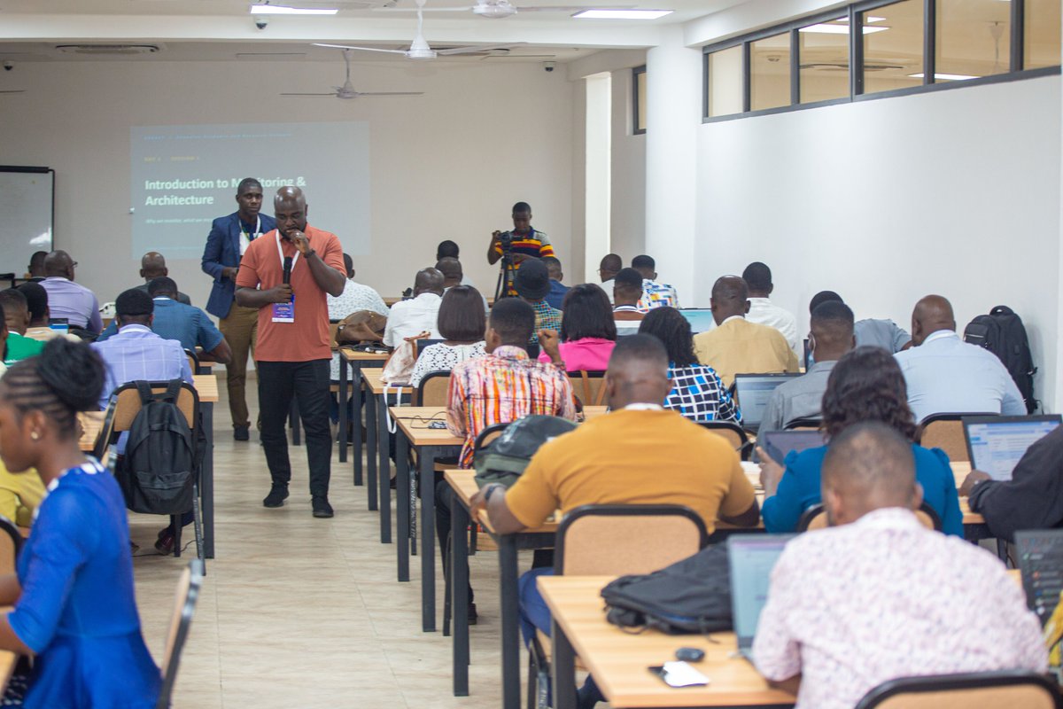 GARNETGHANA's tweet photo. The #GARNETAGM2026 🇬🇭 week has begun with a 4-day intensive workshop on Network Management &amp; Monitoring (NMM) with Prometheus and Grafana. Close to 8⃣0⃣ campus network administrators from across universities in Ghana are being hosted at @KNUSTGH in Kumasi. https://t.co/H5G2nnXtvZ