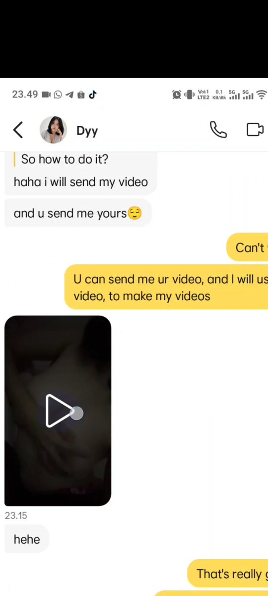 Justssawk's tweet photo. #scam #bumble #ask 
Ini sejenis scam atau emg orang horny tp emg ngelampiasinnya kaya gini ya guys? Ini di bumble . 
Jd dia gamau vc gamau ketemu alasan privasi, namun dia mau ngirim video duluan, 2-3 x baru minta gw kirim video,  Gw udh mencegah ini hode dengan minta VN ditele https://t.co/F02Gl1RbQI