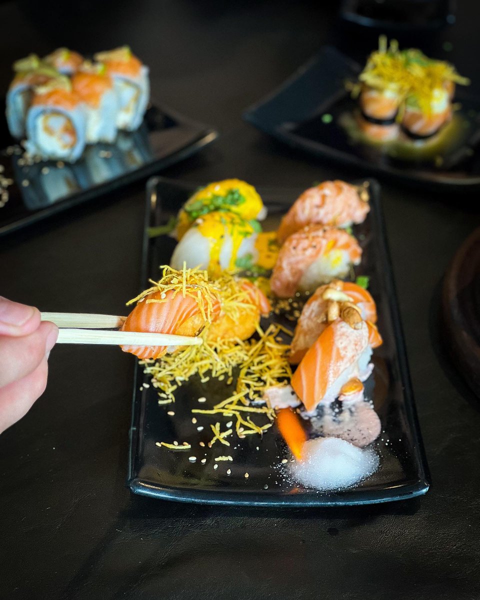 thomaschef_'s tweet photo. TIRADITO SHIRO 
Laminas de pescado blanco fresco, acompañado de salsa huancaina, crocante de batata y pico de gallo 
.
Todo esto en @mero.sushibar https://t.co/rI58lo0YWE