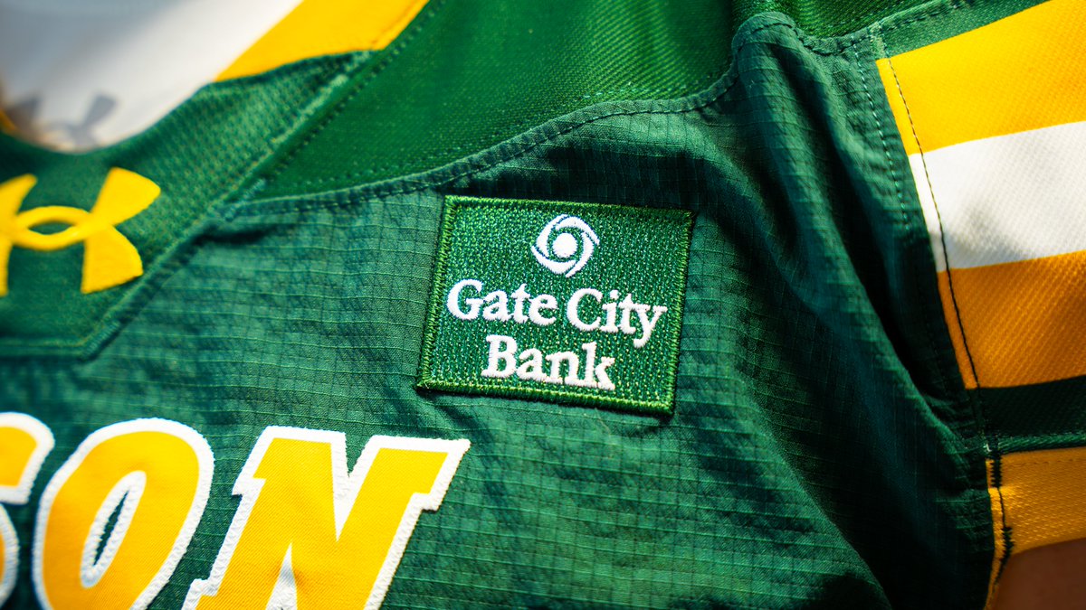 NDSUathletics's tweet photo. The newest addition to our look 🪡

@GateCityBank https://t.co/0ekcOBPA30