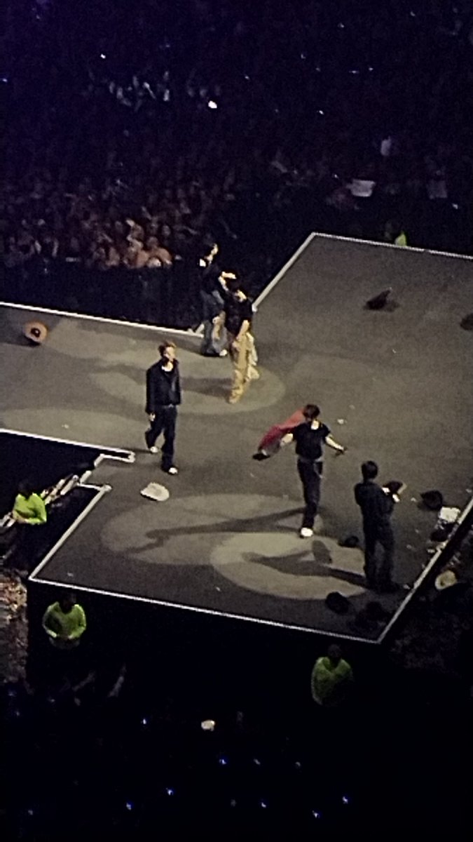 sunitamoo's tweet photo. finalmente, después de casi 6 años de trayectoria estos preciosos vinieron a México y yo tuve la hermosa oportunidad de verlos en vivo, de alguna forma siento que la vida me preparó con muchas pruebas para que el día de ayer pudiera realmente sentir y disfrutar de toda + https://t.co/Y6MZIbU92a