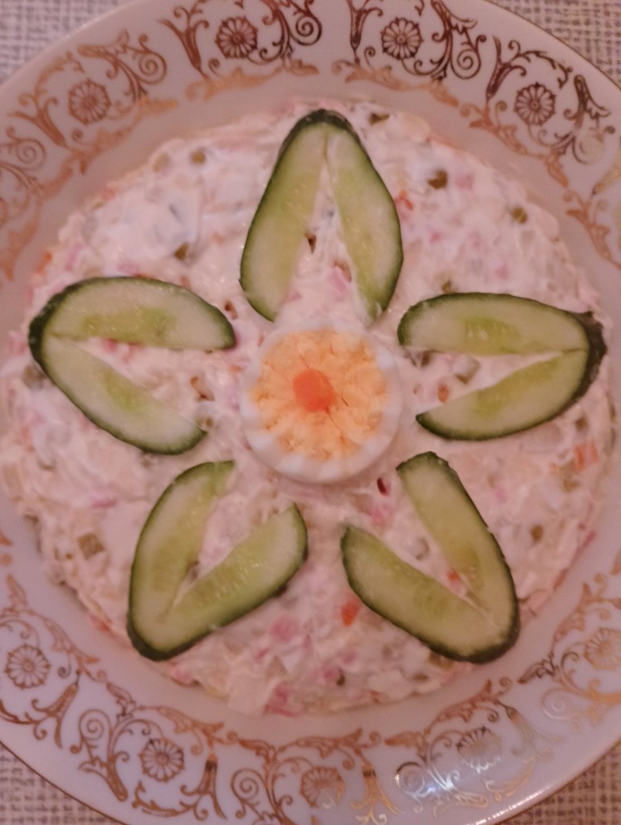 NextBond007Girl's tweet photo. Happy 83rd birthday, @HarrisonFordLA ! No way to know you're actually him, just because you've been verified, so what I did today was make this fancy salad, usually made for new year's eve, but it just so happened that all the ingredients were in place... Tons of love, happy bd! https://t.co/V6Is6kmFke