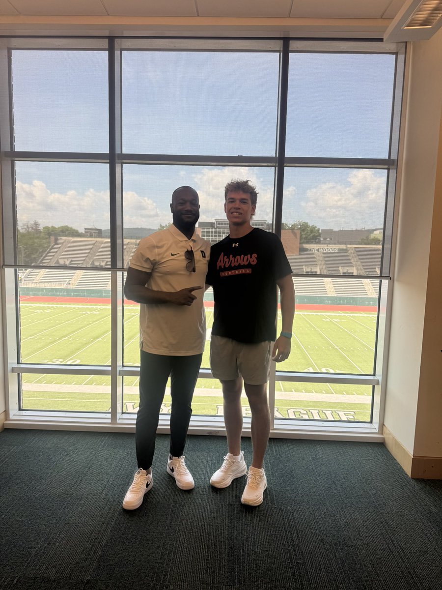 reidar_jr's tweet photo. After a great conversation with Coach McCorkle, I am blessed to receive my fourth Division 1 offer from Dartmouth College. Go Big Green!!! #AGTG #TheWoods 

@Coach_McCorkle @CoachTGilcrist @_CoachWilks @coachirishodea 

@stsebsfootball @CoachBurkeSebs https://t.co/5RyT2G4EAP