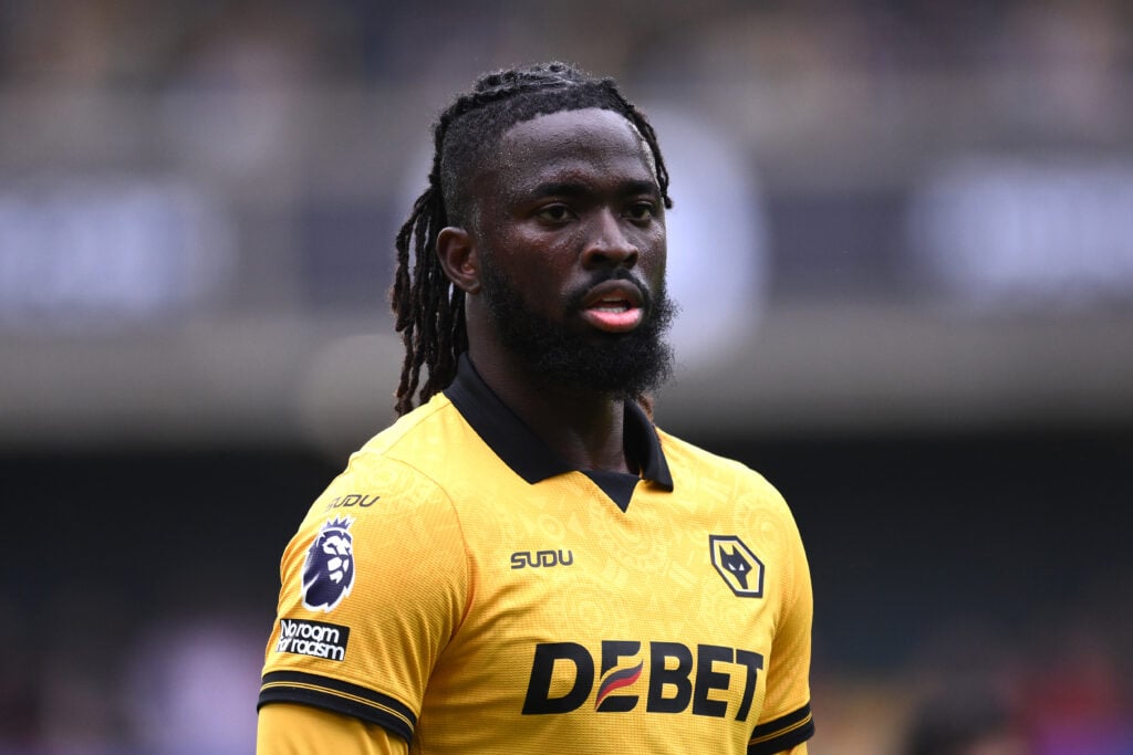 MolineuxReport's tweet photo. Tolu Arokodare has been left out of #Wolves' pre-season squad for Portugal. 

Fiorentina are expected to submit an improved bid following an initial rejection, while the striker has ruled out a move to Trabzonspor. 

#wwfc | @SkySportsNews 📰 https://t.co/WHRfs5ykAa