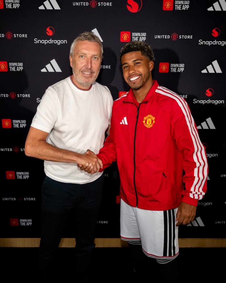 UtdDct's tweet photo. 💬 Andrey Santos’ first words

“It’s a dream come true. I can’t wait to wear this shirt and give everything for this club.”

[@ManUtd] #MUFC https://t.co/78AIhNv8FK