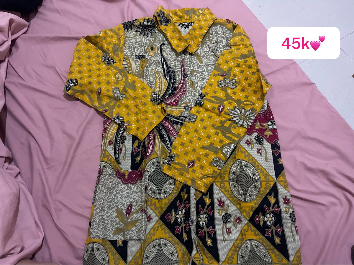 justpeopled's tweet photo. PRELOVED PEMAKAIAN PRIBADI
MAU TANYA TANYA? DM

📍SURABAYA
BISA VIA OYEN🍊

#preloved #bajumurah https://t.co/wzPLFNW3de