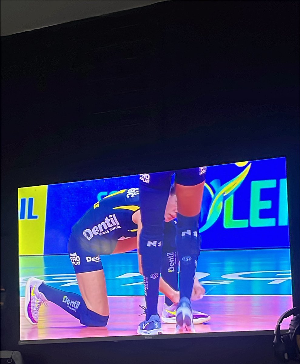 limnsprofeta's tweet photo. Assistindo de novo o praia eliminando o Flamengo https://t.co/4jMYA6xc7S