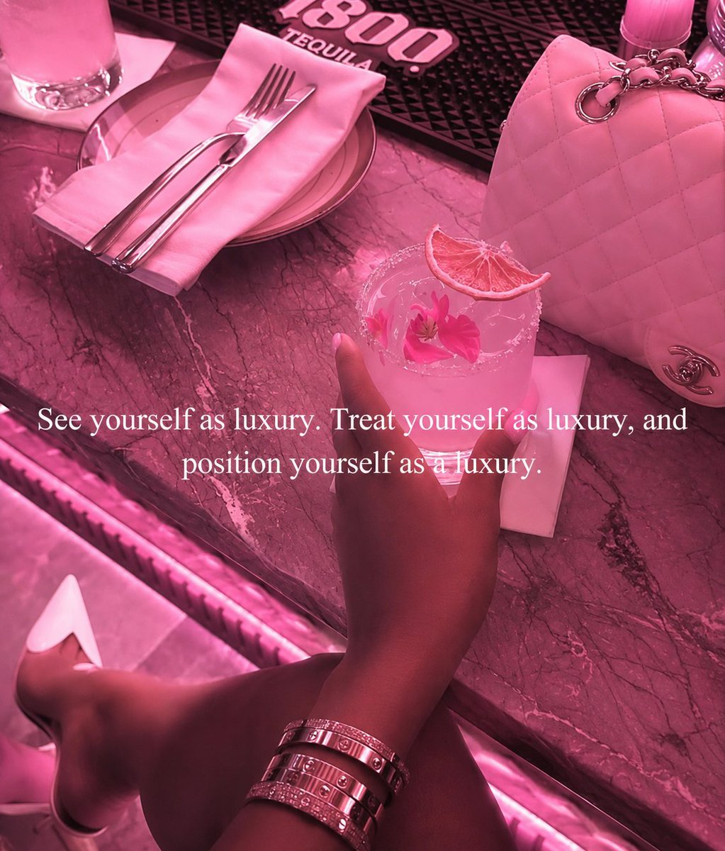 Dolprimex8's tweet photo. Sipping pretty, smelling like money💸🎀, and treating myself like the rarest diamond in the room. I don’t just want luxury… I AM the luxury. 💅✨ https://t.co/nnL0lT3mTJ