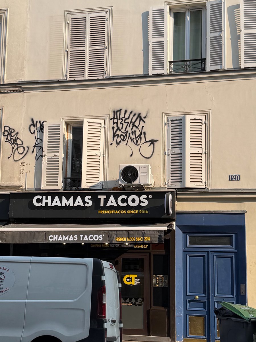 PARIS CRADOS tweet media