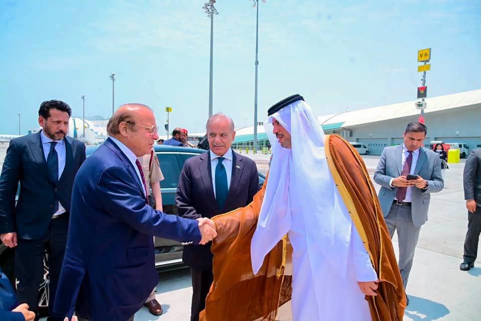 MuhammadMu38797's tweet photo. "لگتا تو یہی ہے کہ اصل وزیراعظم آج بھی نواز شریف ہی ہیں۔ ❤️🇵🇰" https://t.co/RUz65ADU6N