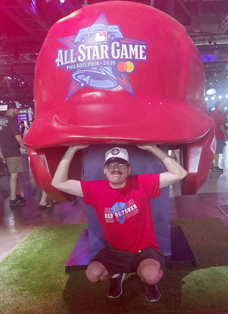Robertdoc1984's tweet photo. #AllStarGame #AllStarVillage #JimmyRollins @AllStarGame #Phillies
#RingTheBell https://t.co/iHxD1QowXV