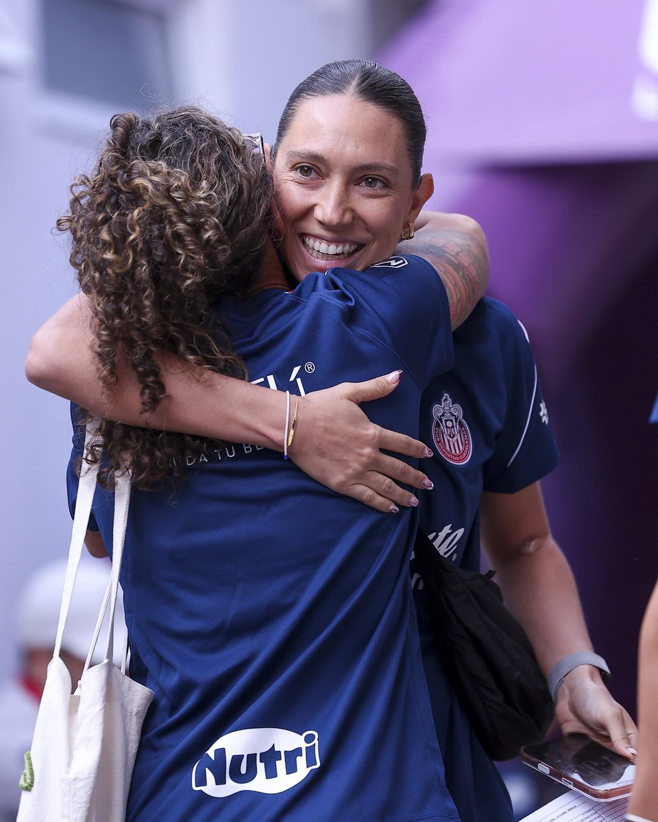 ChivasFemenil's tweet photo. ¡Felices de vernos! 😁✨ https://t.co/eEU5GzAUIe