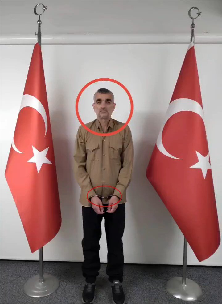 muraterkan571's tweet photo. 🇹🇷 TÜRK MİT @ikalin1 operasyon DEAŞ’ın Türkiye Vilayeti yapılanmasında faaliyet yürüten “Abdüsselam Türki” kod adlı 
  Talip Güler yakalandı.... https://t.co/YQk6GZCTCK