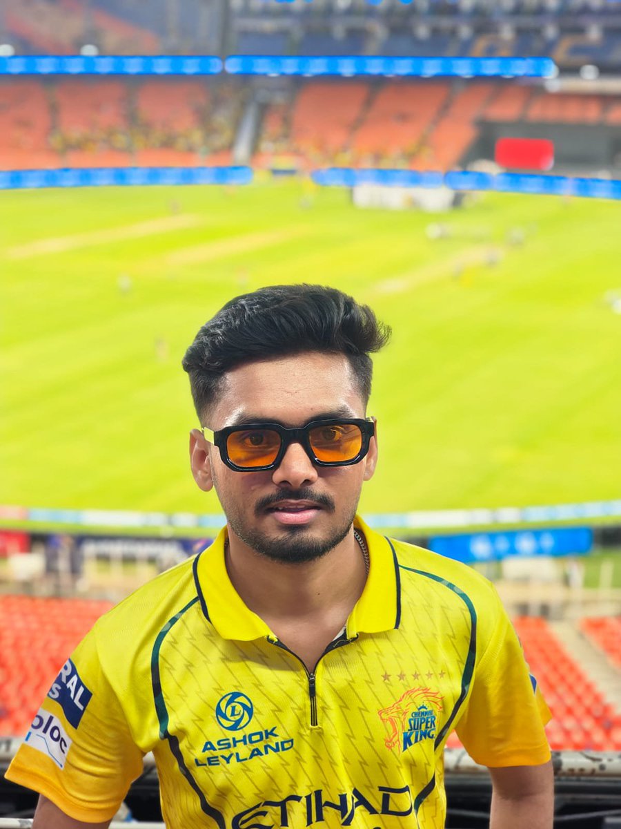 KiNG_Vaishnav_7's tweet photo. @BinanceAngels Home ground, home team, home exchange 💛 Been riding with Binance since day one , 9 years of building the future, one block at a time. #BinanceTurns9 @BinanceAngels https://t.co/zyEzjzc1He