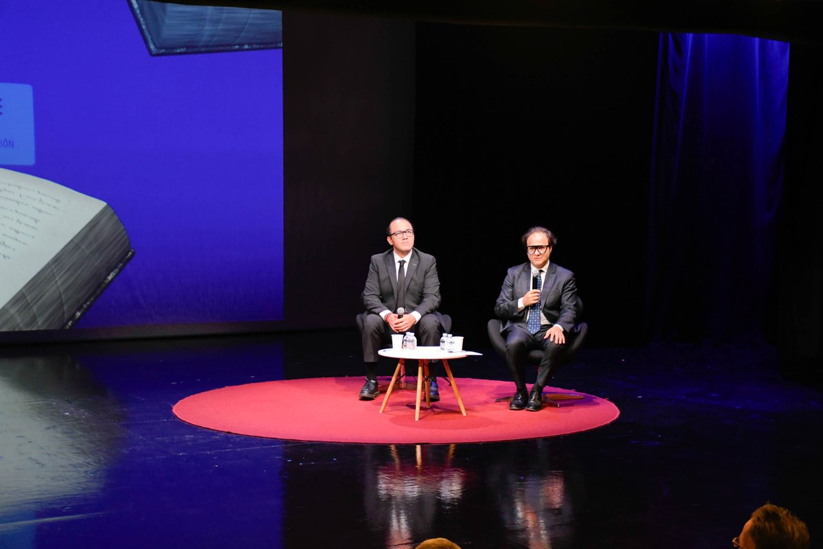ILCEedu's tweet photo. 🇲🇽 El #ILCE realizó la octava sesión del #SeminarioDeFilosofíaDeLaEducación, "Mexicanidad y educación", con el Dr. Manuel Llanes García, quien reflexionó sobre la identidad nacional, la diversidad cultural y el papel de la educación. Más información aquí: https://t.co/uNRFprmn9n https://t.co/yc9ccZbv6M