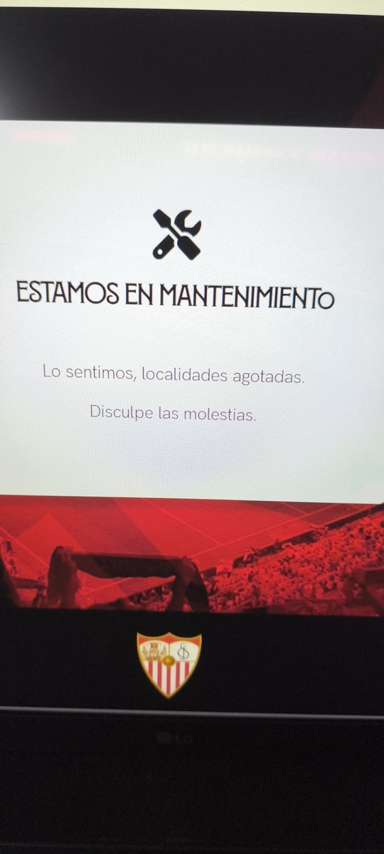 samuespartano99's tweet photo. @PabloooSVQ75 @AreaSocial_SFC @SevillaFC @SevillaFC_ENG Vergüenza https://t.co/ygrApCEUme